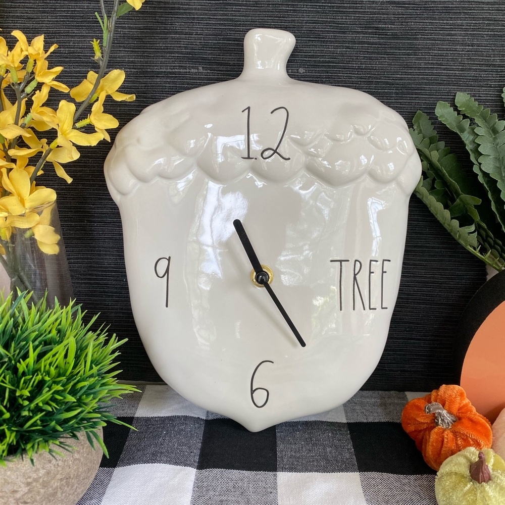Rae Dunn Acorn Clock